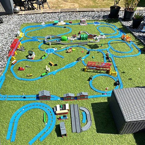 Tomy trackmaster motorised - tomy,
