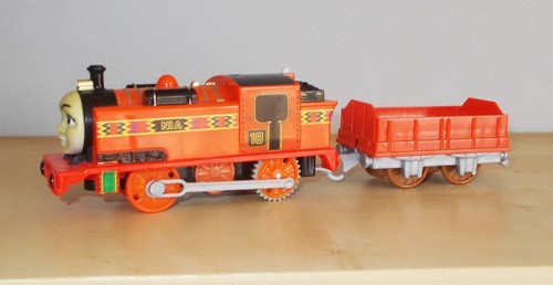 Trackmaster motorised thomas - trackmaster,