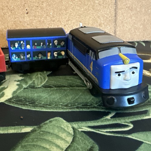 Trackmaster gustavo the - trackmaster,