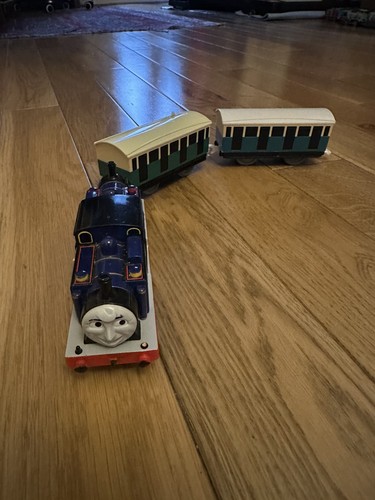Trackmaster tomy battery - trackmaster,