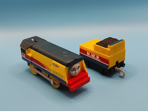 Trackmaster rebecca tender - &,
